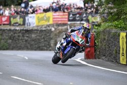 Le supertwin revient à Jordan Paul sur Aprila