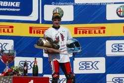 Ducati a semble-t-il été sensible à l'image de champion du monde de Checa sur une Ducati privée !